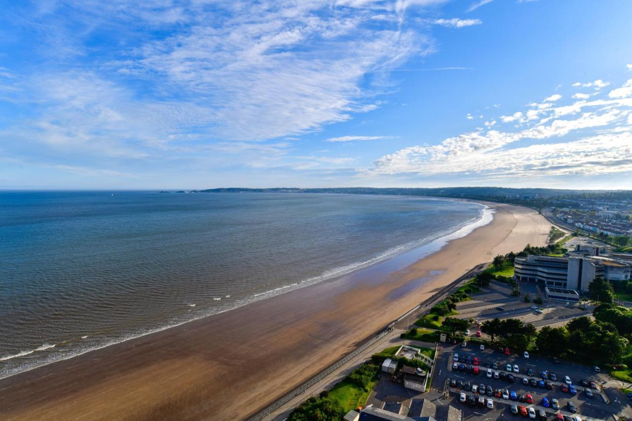 Just Stay Wales - Meridian Quay Penthouses Свонсі Екстер'єр фото