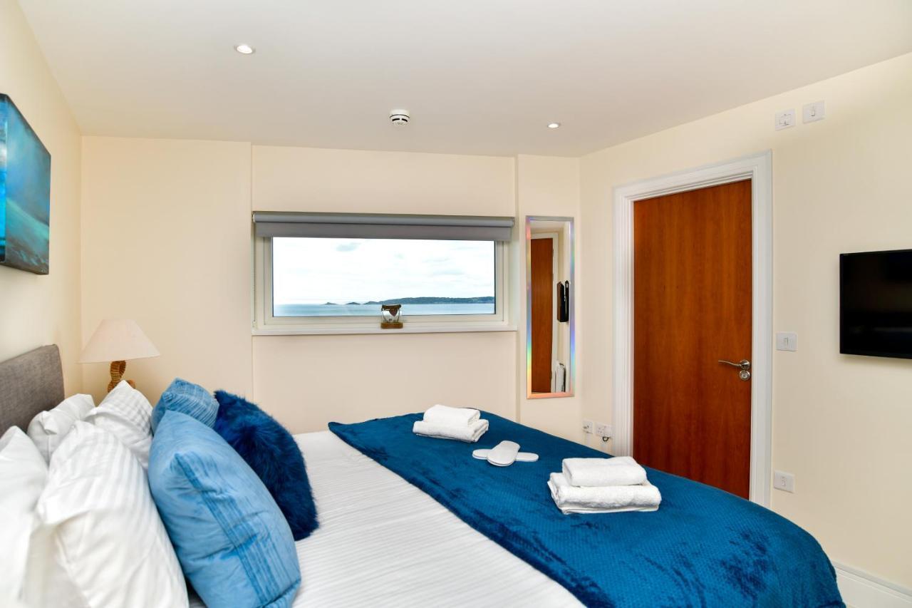 Just Stay Wales - Meridian Quay Penthouses Свонсі Екстер'єр фото