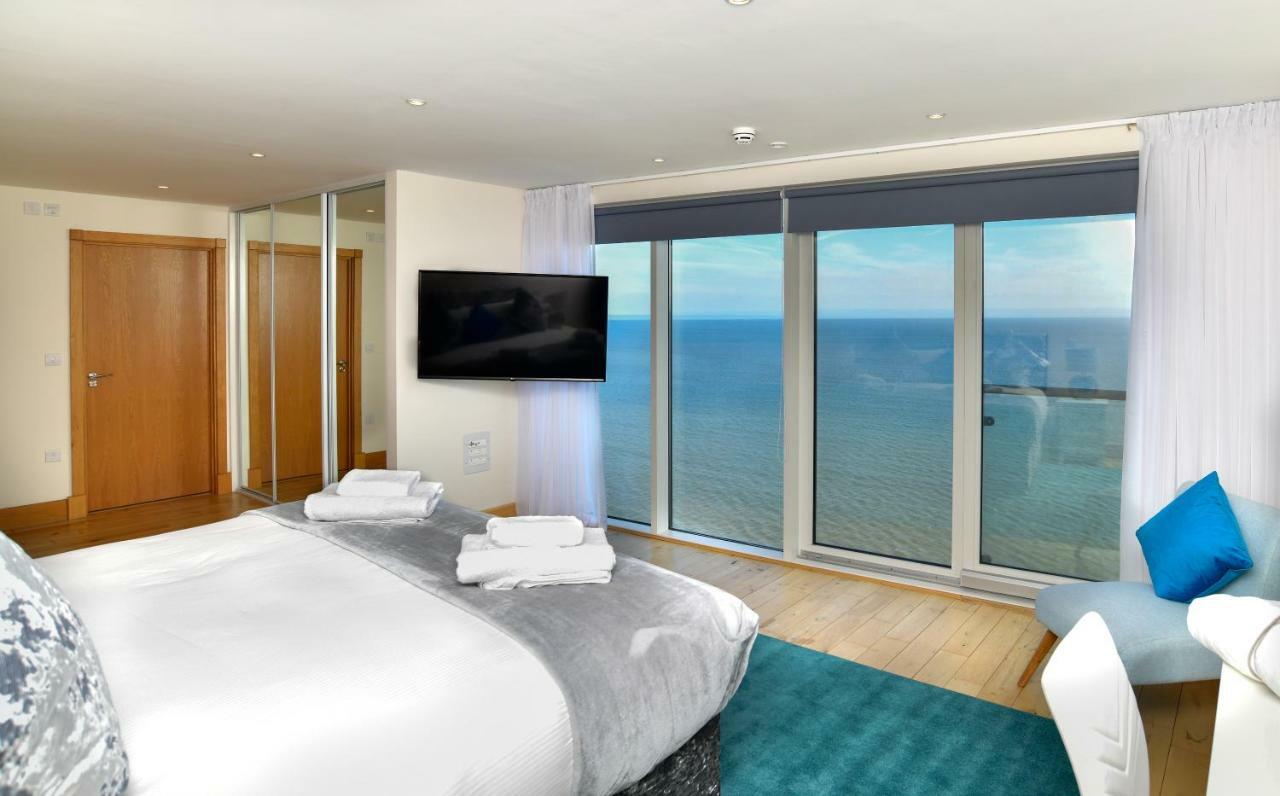Just Stay Wales - Meridian Quay Penthouses Свонсі Екстер'єр фото